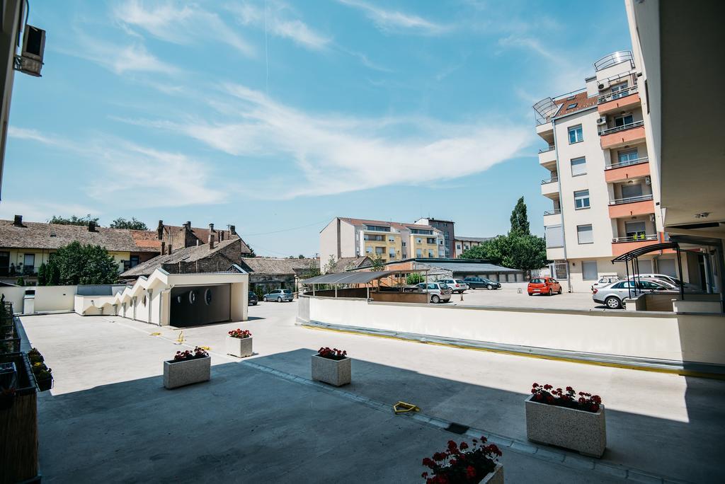 Bianca Apartment Novi Sad Bagian luar foto