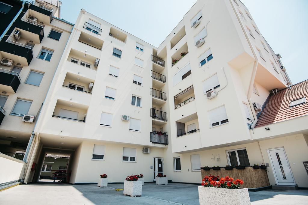 Bianca Apartment Novi Sad Bagian luar foto